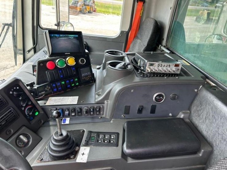 2020-mack-terrapro-tri/a-garbage-truck-1m2te1gc0lm-image-18