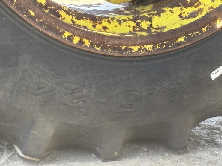 john-deere-5220-image-30