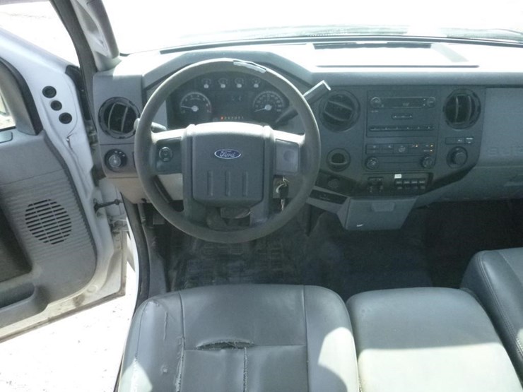 2011-ford-f250-image-7