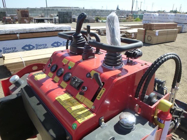 2026-sdlool-530t-skid-steer-track-loader-image-15