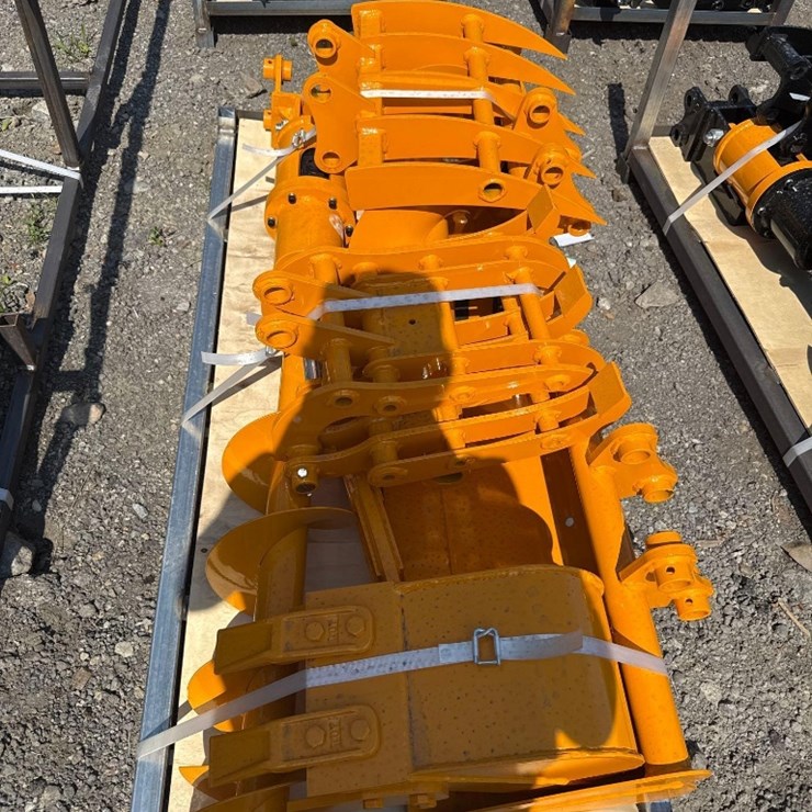 Mini Excavator Attachment Set