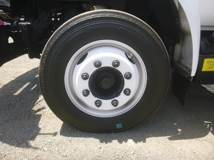 2012-ford-f650-image-21