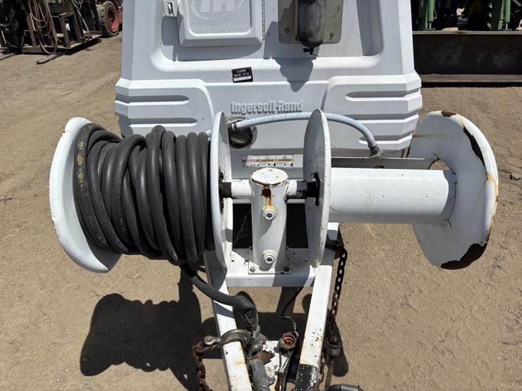 2008-ingersoll-rand-p185wjd-image-11