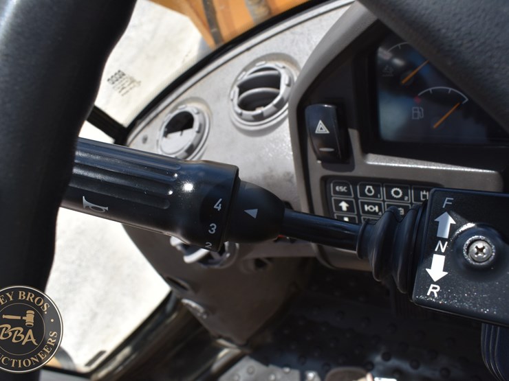2019-volvo-l90h-image-57
