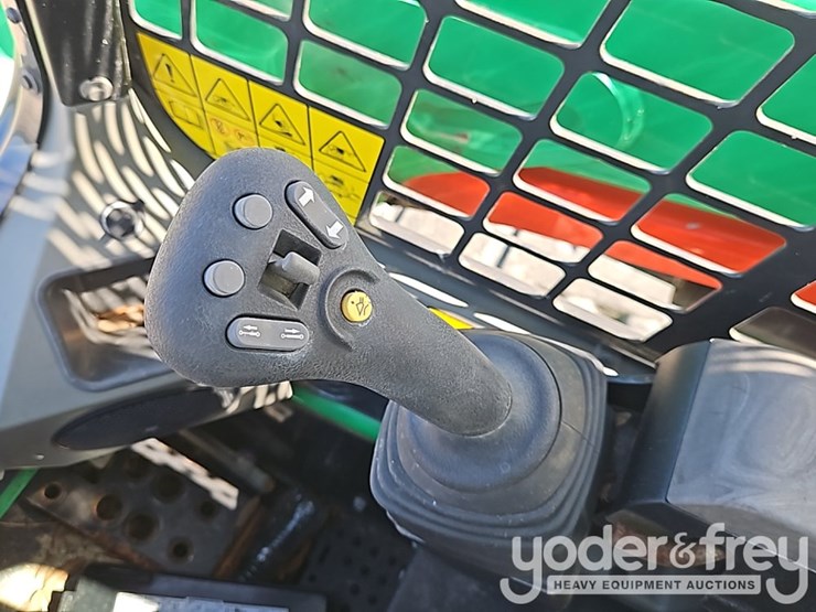 2023-bobcat-t550-image-27