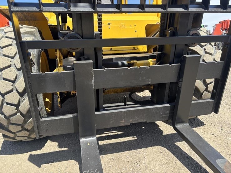 2020-sellick-s60j4e-4-rt-forklift-image-11