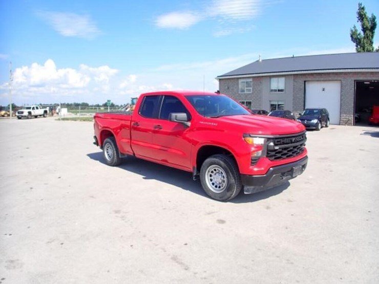 2024-chevrolet-silverado-1500-image-3