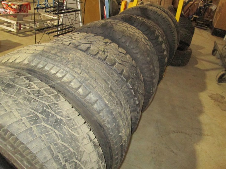 #44999-•-lot-of-(8)-misc.-tire-inv#44999-image-2