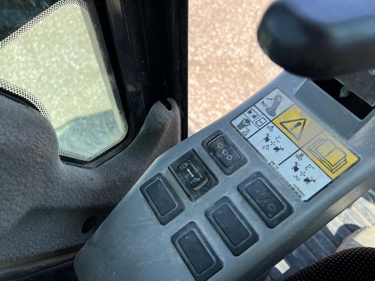 2021-bobcat-e50-image-27