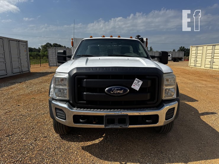 2015-ford-f550-sd-image-10