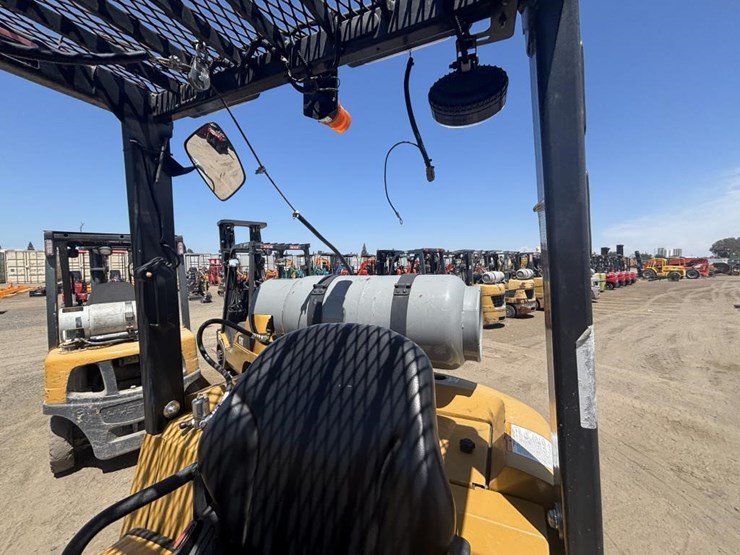 2018-caterpillar-gc35k-image-29