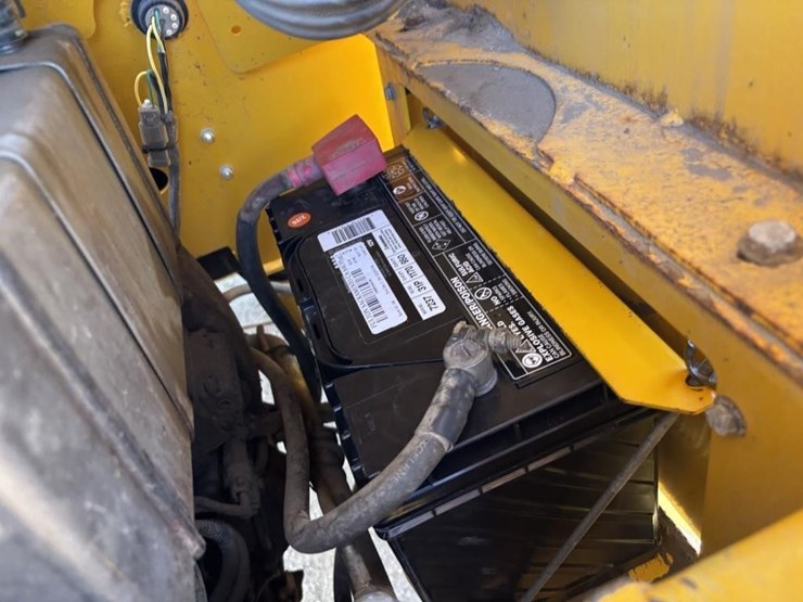 2020-sellick-s60j4e-4-rt-forklift-image-31