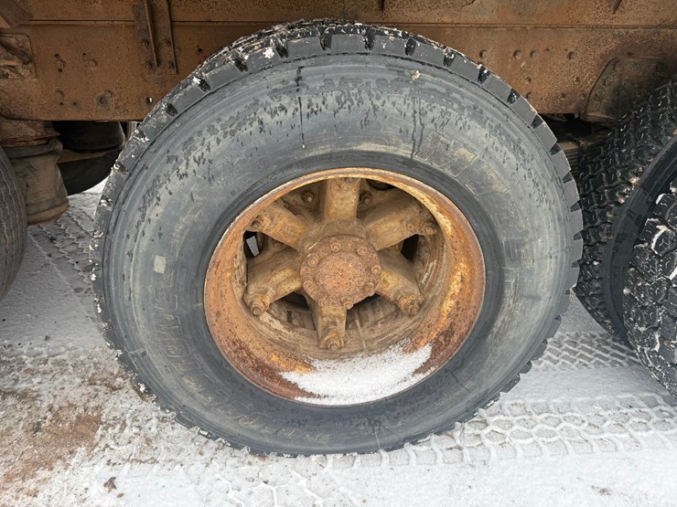 #1434-•-1990-ford-quad-axle-dump-truck-image-62