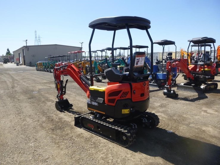 2026-tpm-18hh-hydraulic-excavator-image-4