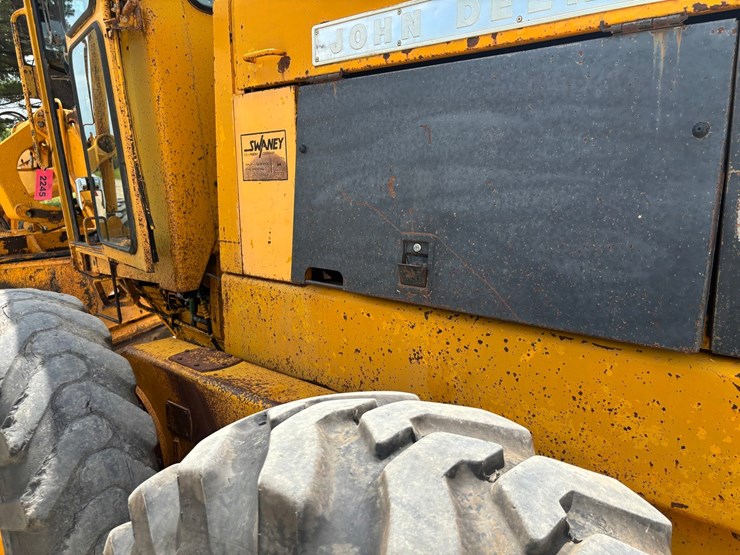deere-772a-image-23