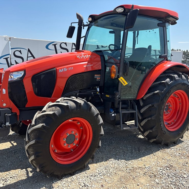 KUBOTA M5-111D