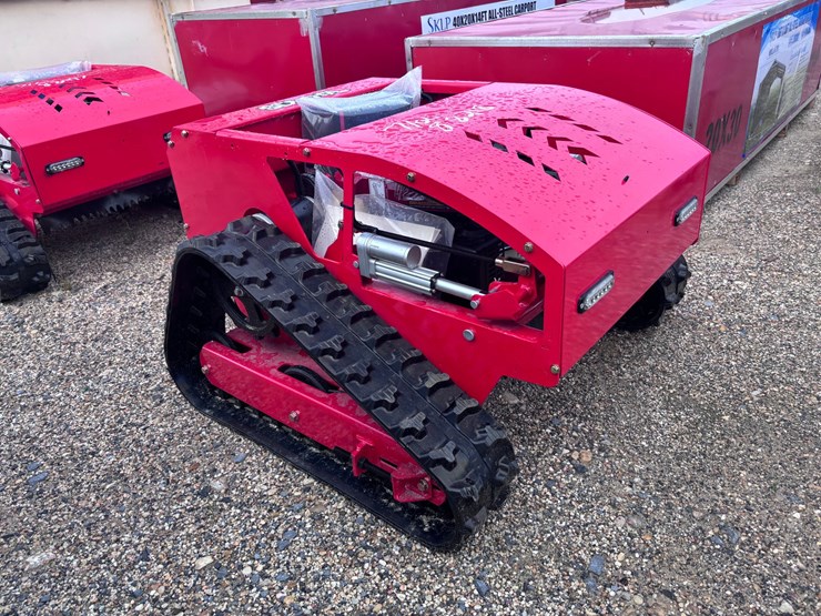 #8017-•-remote-control-lawn-mower-image-1