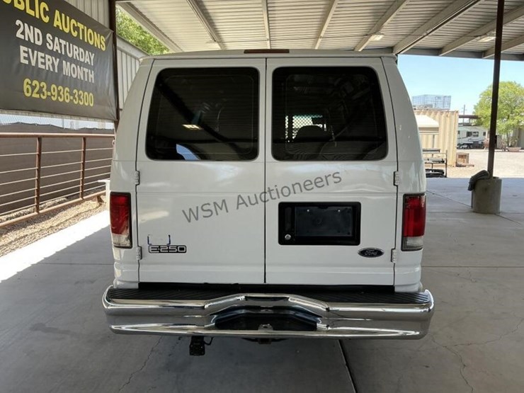 1999-ford-cargo-image-6