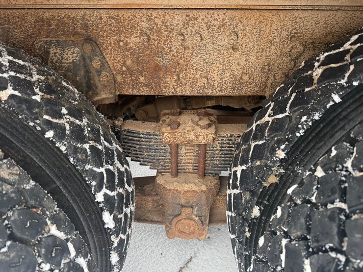 #1434-•-1990-ford-quad-axle-dump-truck-image-33