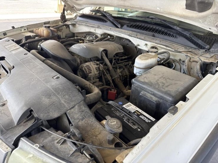 2006-chevrolet-silverado-3500-image-13