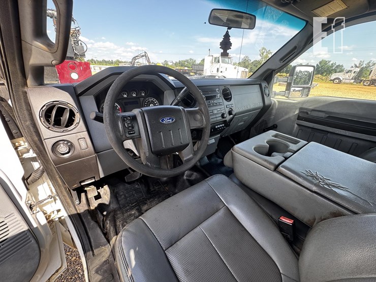 2016-ford-f350-image-12