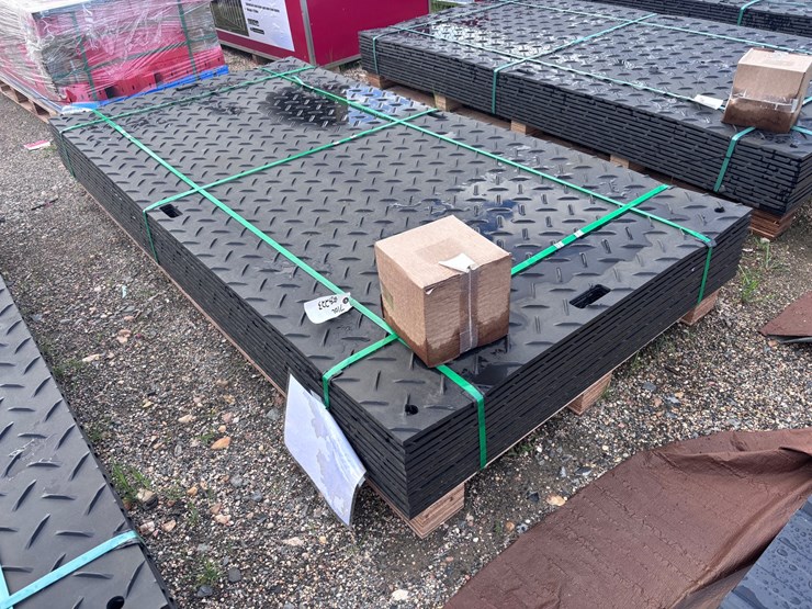 #8032-•-roadbed-protection-pad-image-1