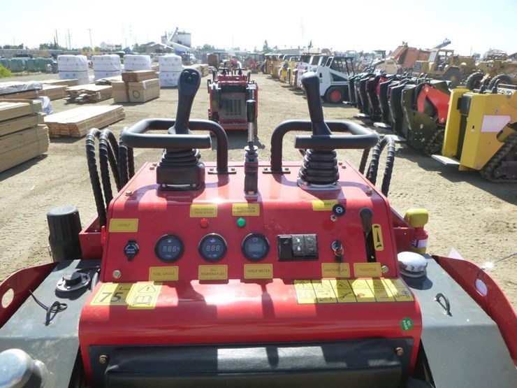 2026-sdlool-530t-skid-steer-track-loader-image-13