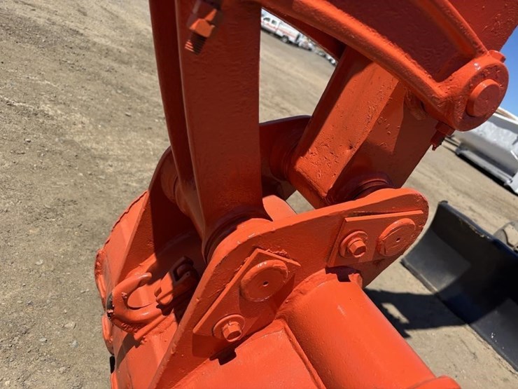 kubota-kh90-image-12