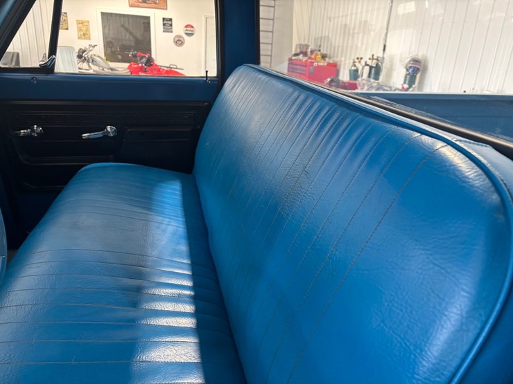 1972-chevrolet-c10-image-35