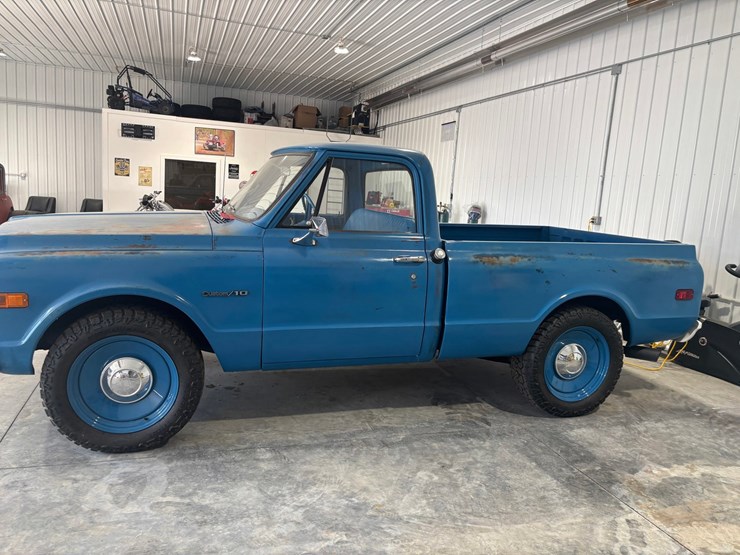 1972-chevrolet-c10-image-2