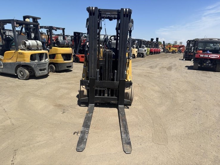 2018-caterpillar-gc35k-image-6
