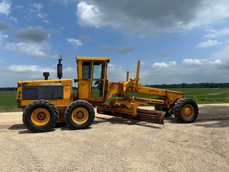 deere-772a-image-6