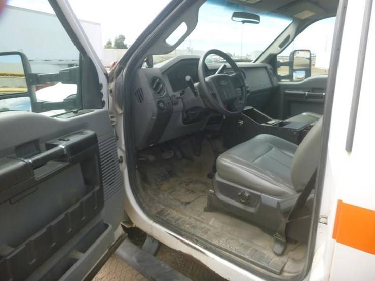 2014-ford-f350-image-12