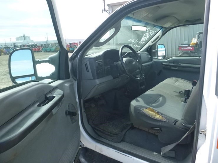 2005-ford-f450-image-5