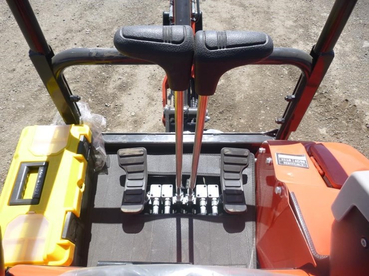 2026-tpm-18hh-hydraulic-excavator-image-22