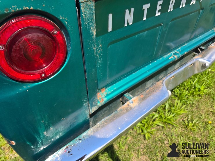 1960-international-b-image-19