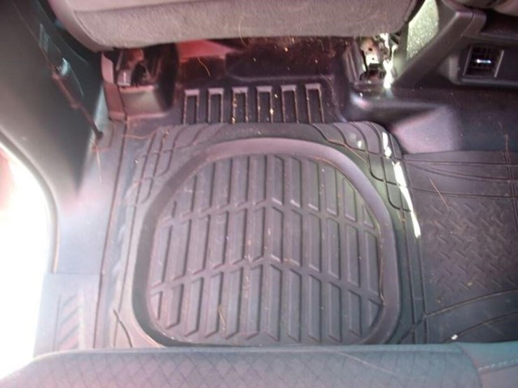 2023-chevrolet-silverado-2500-image-28
