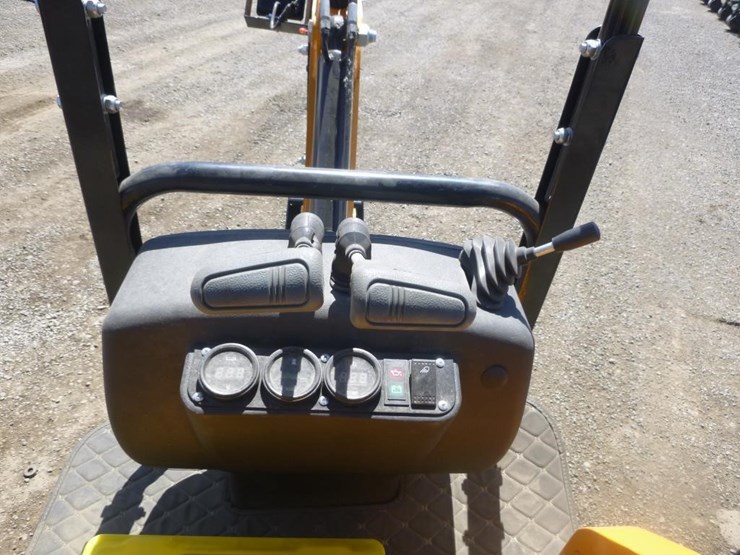 vicsec-vc16-hydraulic-excavator-image-21