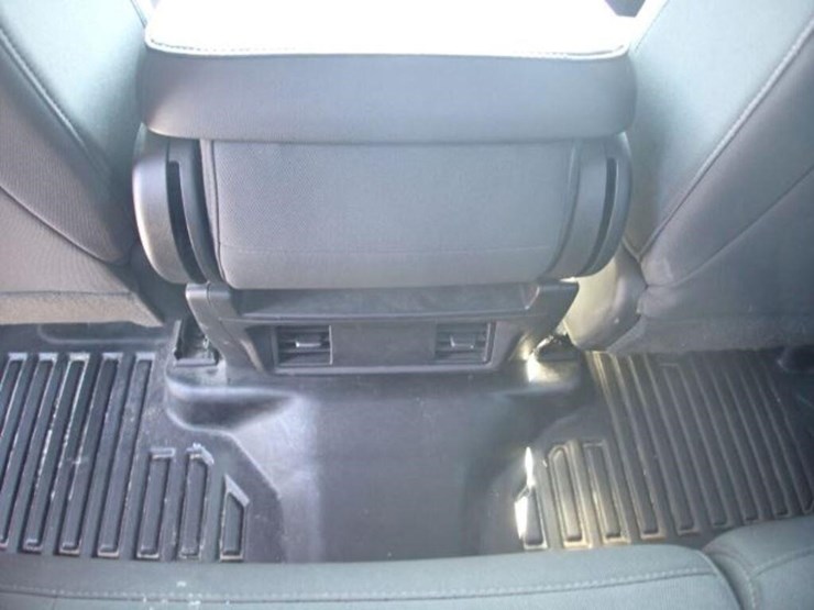 2024-chevrolet-silverado-1500-image-29