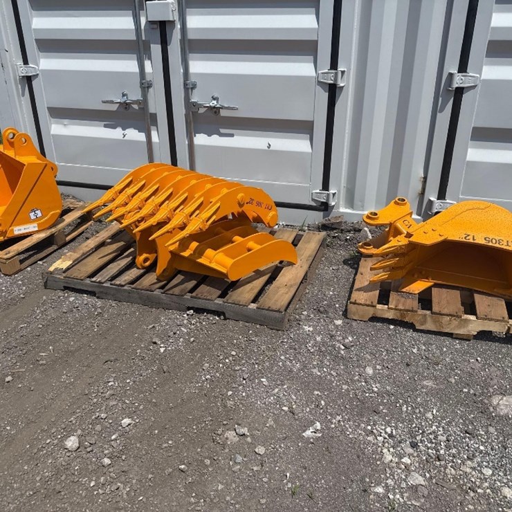 CATERPILLAR 305