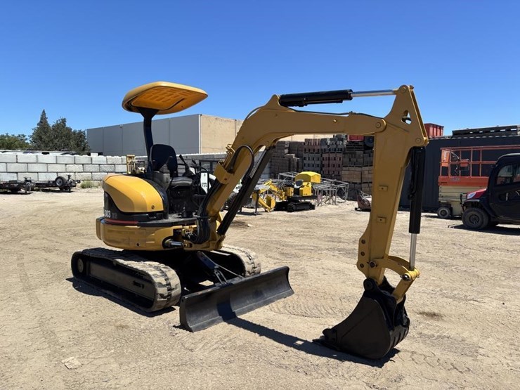 caterpillar-303cr-image-2