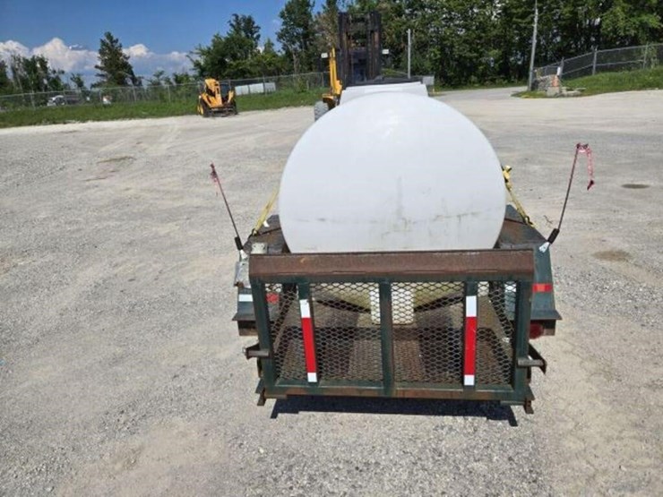 tow-behind-water-tank-image-11