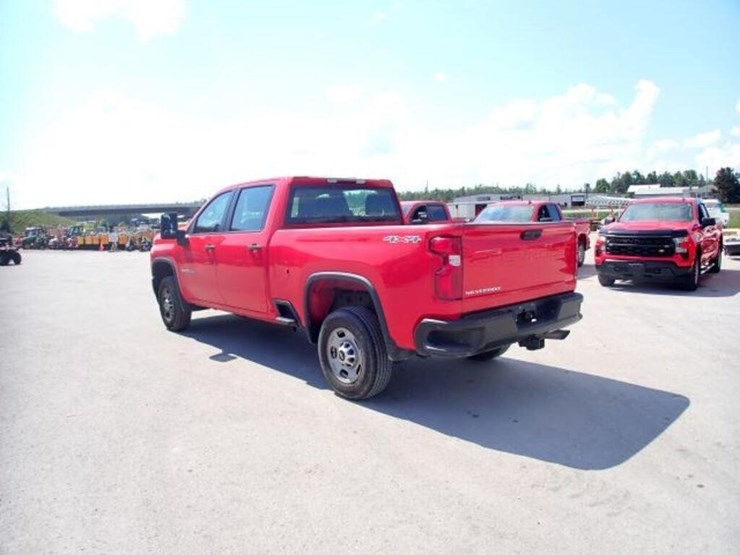 2022-chevrolet-silverado-2500-image-7