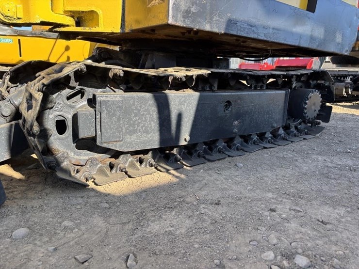 yanmar-hydraulic-excavator-image-17