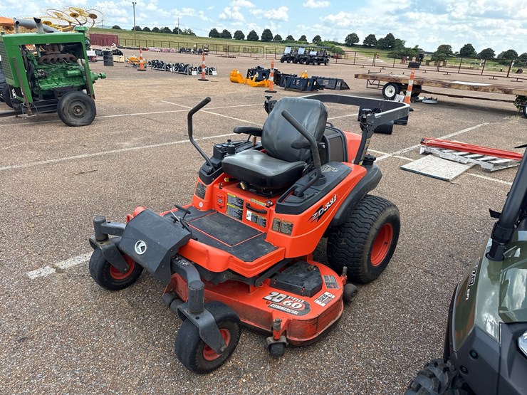 kubota-zd331-image-2