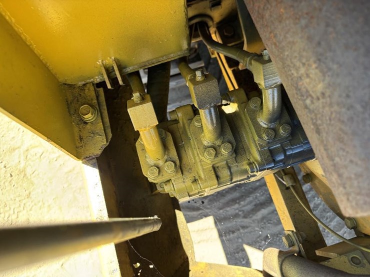 komatsu-pc10-5-image-39