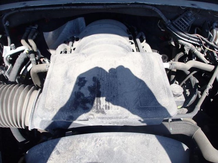 2023-chevrolet-silverado-2500-image-46