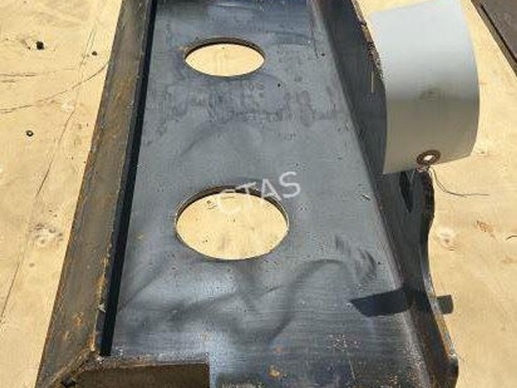 #45-•-mini-skid-steer-dingo-mounting-plate-image-2
