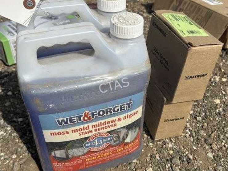 #112-•-(2)-1/2"-cpvc-ball-valve,-(2)-wet-&-forget-moss,-image-1