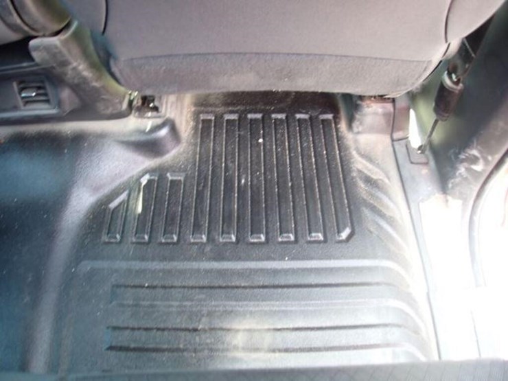 2022-chevrolet-silverado-2500-image-39